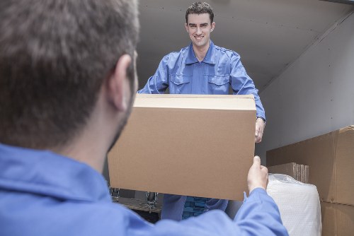 Long-term storage facility in Turnpikelane with secure unit access