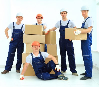 Secure furniture delivery by man and van in Turnpikelane